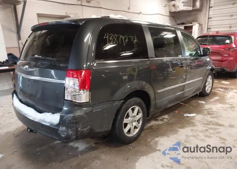 2012 Chrysler Town & Country Touring from USA, damaged, VIN 2C4RC1BGXCR368906